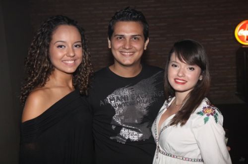 Carolina Frota, Ricardo Aguiar e Priscila Benevides