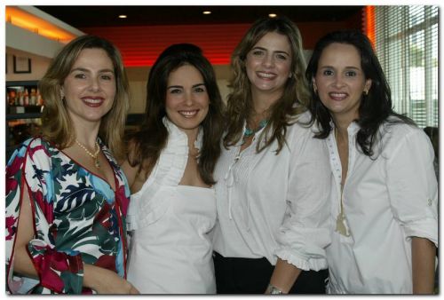 Suyanne Dias Branco, Eveline Fujita, Taís Pinto e Adriana Miranda