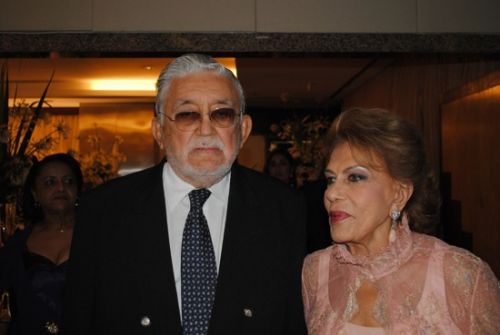 Esmerino e Carmen Arruda