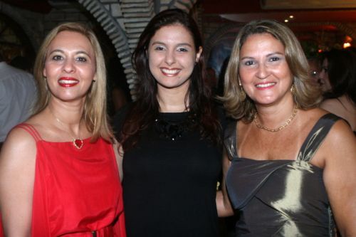 Rejane Noronha, Priscile Gomes e Alzira Aymore