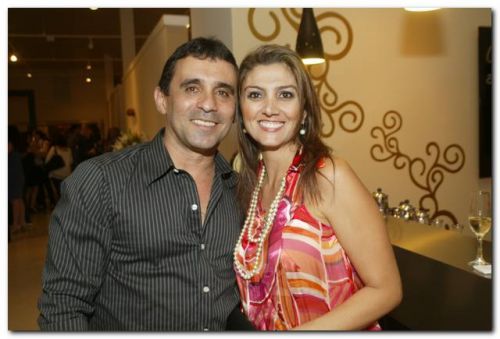 Paulo Neto e Debora Duarte