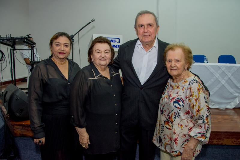 Ana Lucia e Luzia Feitosa, Mariano Freitas e Conceicao Feitosa