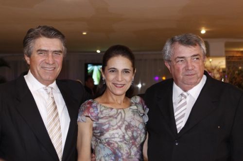 Amarilio, Patricia e Roberto Macedo