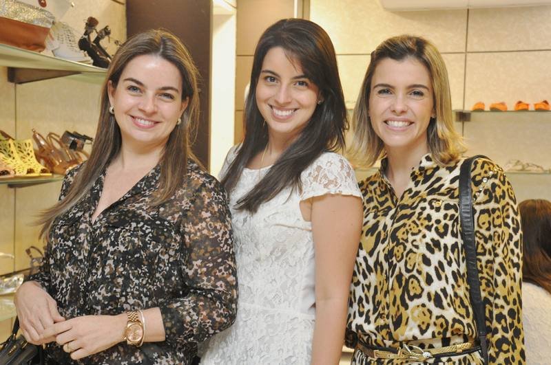 Liliana Diniz reuniu lulus de fino trato no lançamento da coleção Love Not War