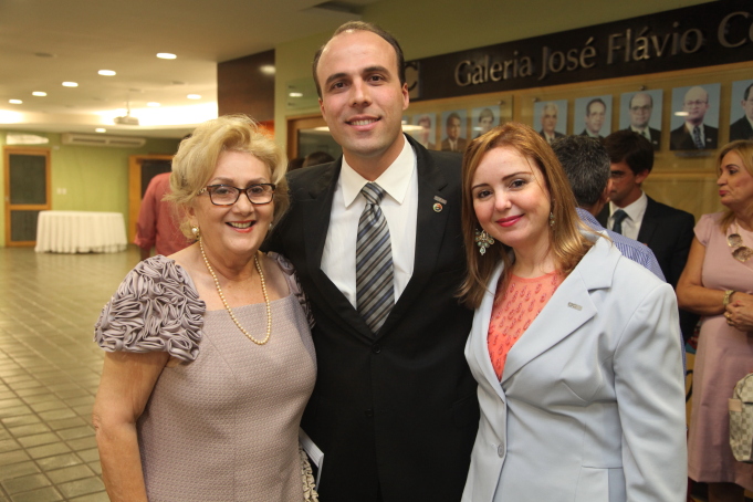 Socorro França será agraciada pela AJE