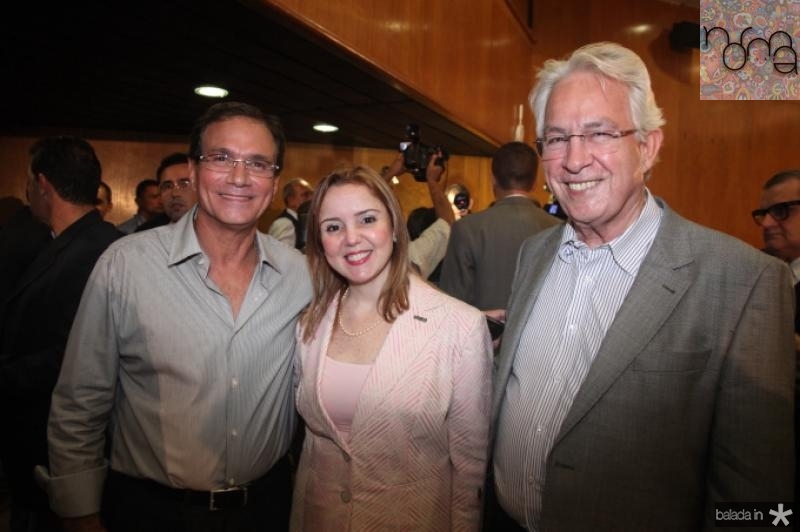 Beto Studart é homenageado pela Aced