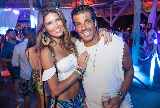 Cafe de La Musique incendeia o Guarujá