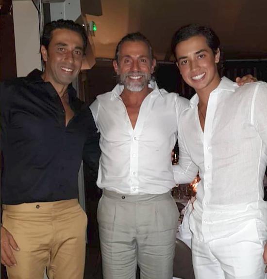 Bilionário João Adibe aterrissa em St. Barth para festejar a nova idade