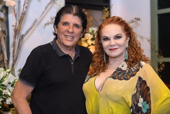 Lisieux Brasileiro arma jantar intimista para celebrar a nova idade de Dito Machado