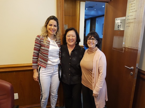 Onélia Santana que ampliar o mercado do artesanato cearense