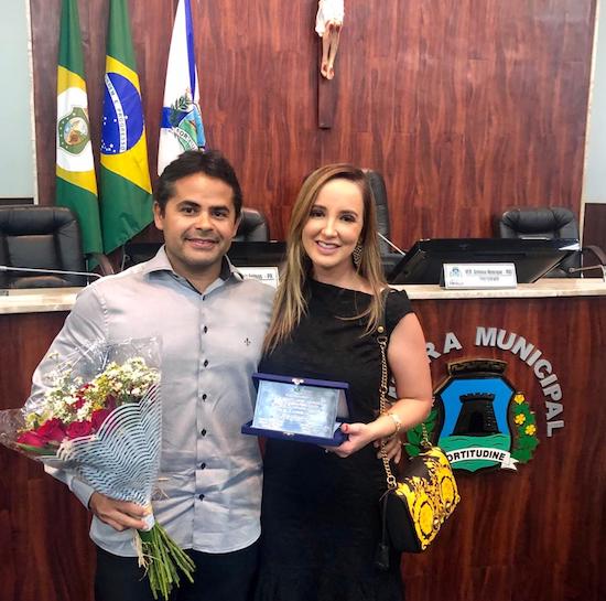 Kaline Ferraz recebe homenagem pelo Dia Internacional da Mulher na CMFor