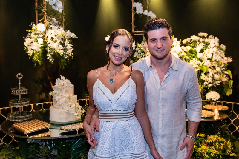 Fernanda Levy e Omar Macêdo se casam pela Lei dos Homens