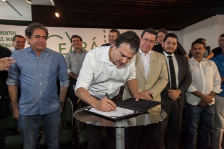 Camilo Santana libera R$ 405,1 milhões para recuperação de rodovias estaduais