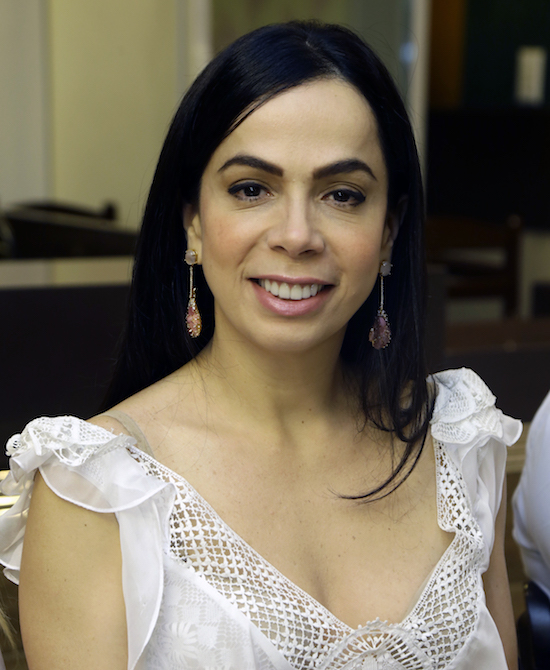 Roberta Fonteles brinda a nova idade no Shopping Iguatemi