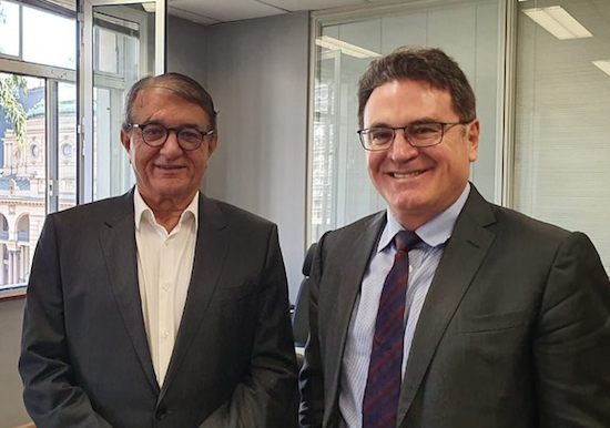 Arialdo Pinho busca parcerias com São Paulo