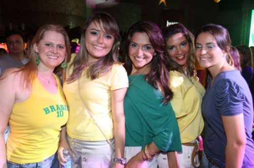 Adriana Sturm, Bianca Andrade, Viviane Camara, Roberta Gadelha e Erica Oliveira