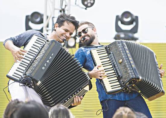 Ítalo e Renno anunciam novidades na carreira