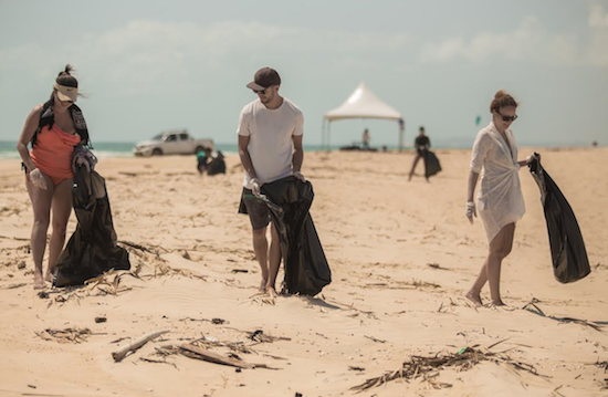 Ação do Beach Park coleta 35,3 toneladas de resíduos na praia e mangue