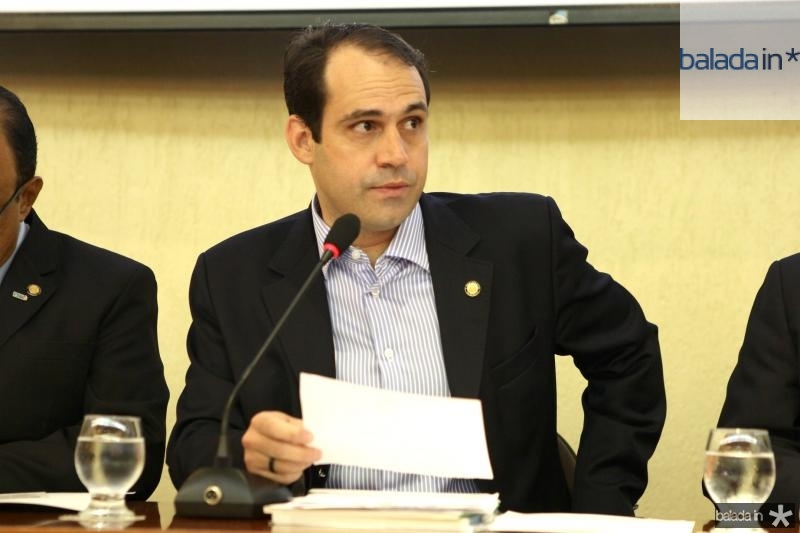 Salmito Filho realiza Plenária de Mandato