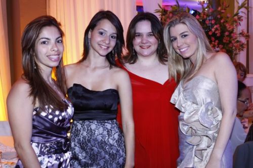 Juliana Carvalho, Graca Bezerra, Mariana Sarmento e Lara Vil