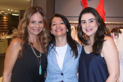 Milena Lima, Suzane Farias e Lia Alcoforado
