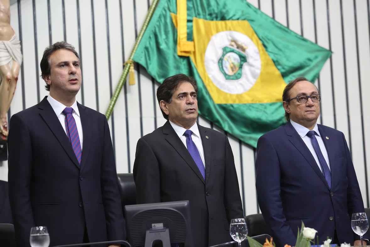 Assembleia Legislativa retorna aos trabalhos com visita de Camilo Santana