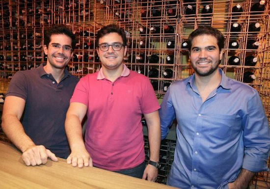 Garrafeira 520 promove degustação de vinho