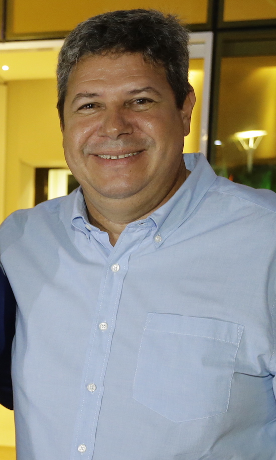 Bob Santos é eleito presidente do Sinapro