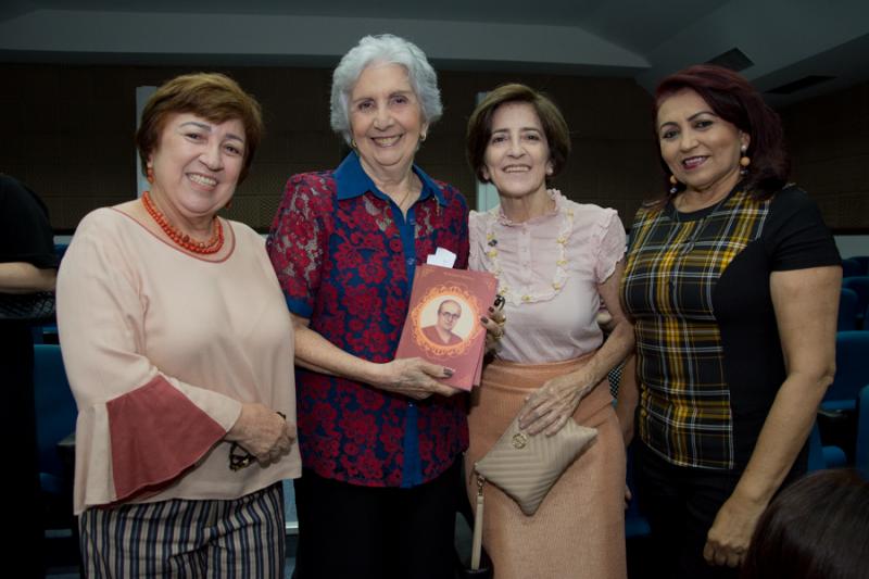 Edna, Lindita e Eleida Feitosa e Regina Benevides