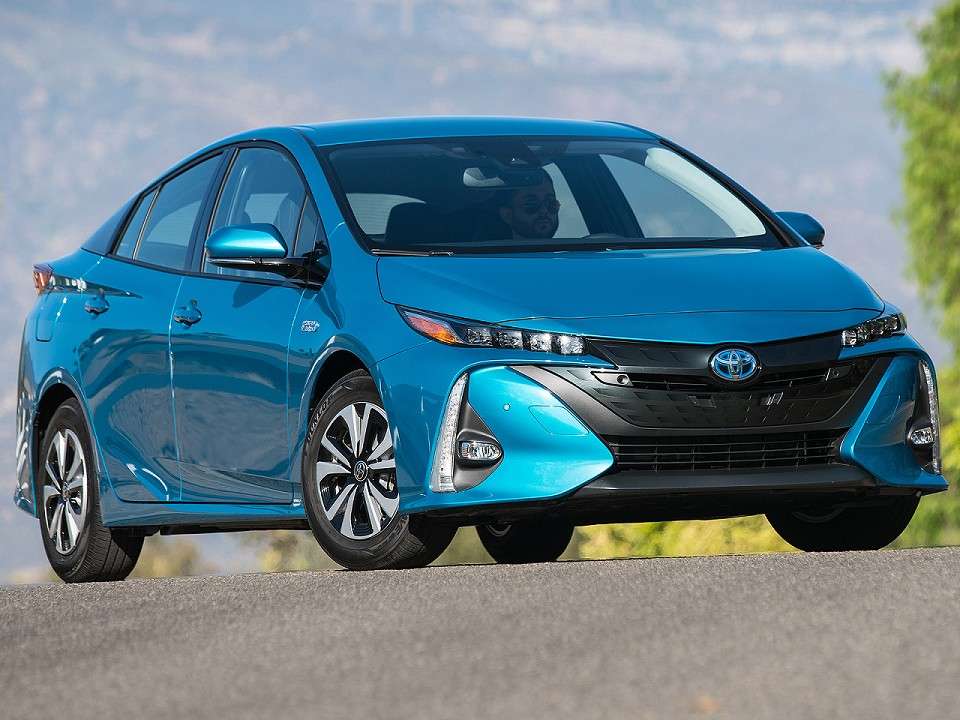 Na Newland, com novidades em desing, Toyota Prius 2019 chega esse mês