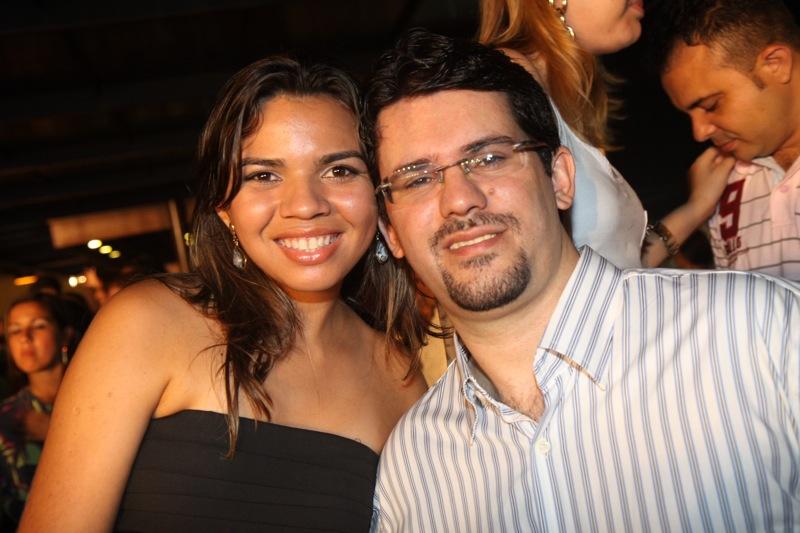 Simone Sousa e Vagner Fernandes