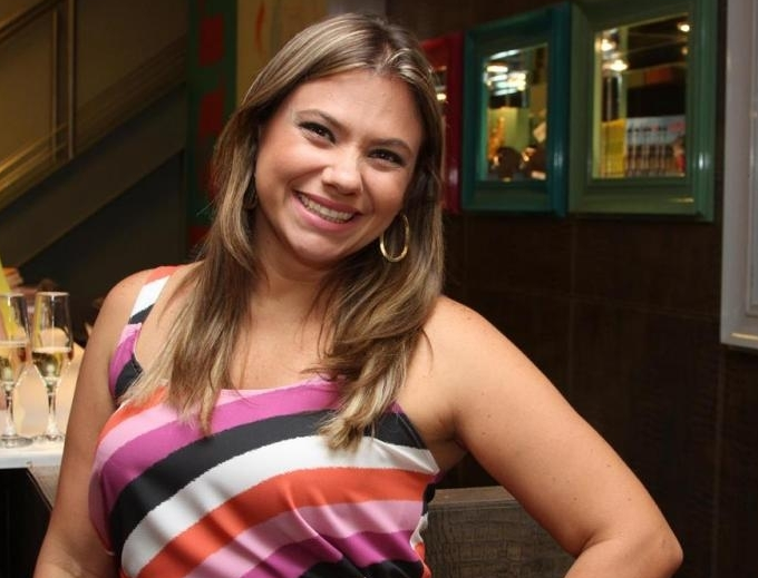 Vanessa Queirós comemora os 10 anos do ‘Espaço Inteligente’