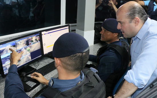 Roberto Cláudio destaca ações nas áreas de obras e segurança