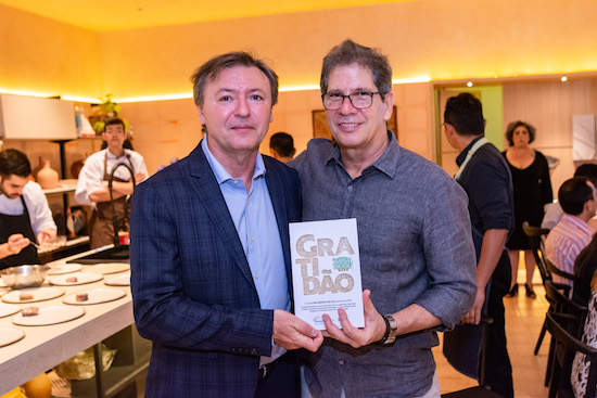 Maurício Filizola recebe os doadores do Mesa Brasil em Special Dinner na Casacor Ceará