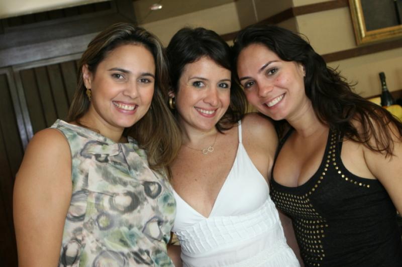 Melica Gomes, Marina Baquit e Juliana Pinheiro