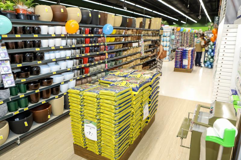 Shopping Iguatemi receberá mega loja da Cobasi, uma das maiores de pet do  Brasil