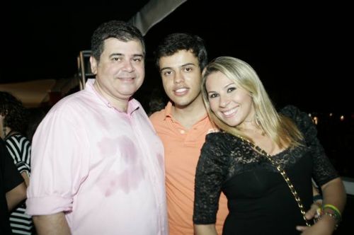 Marcos e Bruno Gomide e Vanda Santos