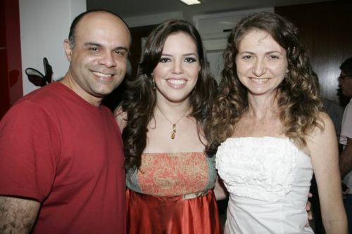 Carlos Oliveira, Lara Andrade e Aristene Oliveira