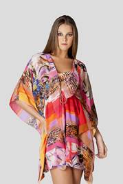 Caftans são destaques na coleção Cyann