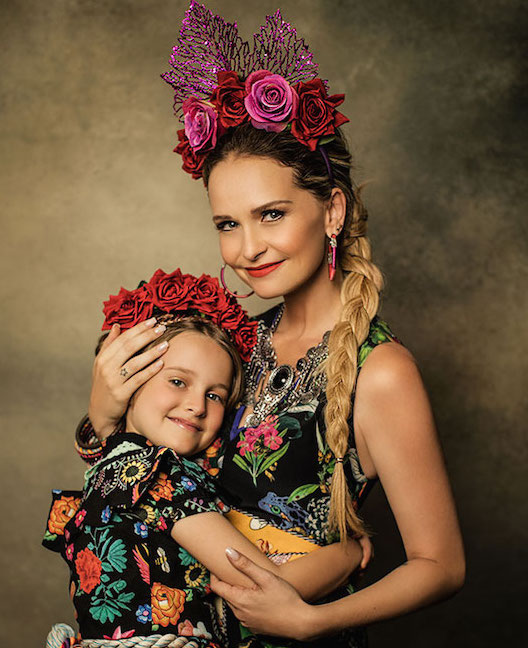 Fernanda Rodrigues entra no espírito festivo de Viva: A Vida É Uma Festa