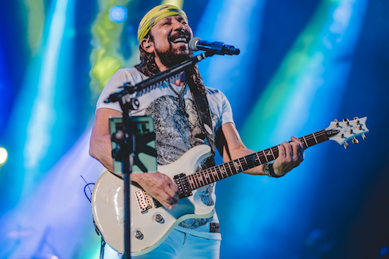 Bell Marques comandou a animação da festa da virada do Colosso Fortaleza