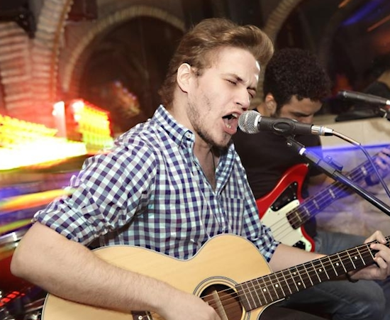 Quinta-feira ao som de rock no Subsolo Pub