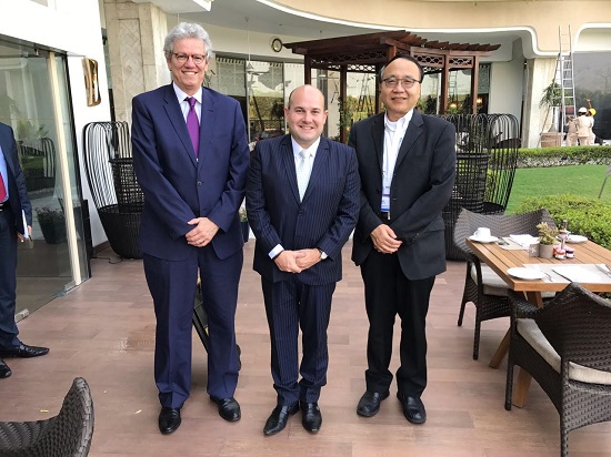 Prefeito Roberto Cláudio cumpre agenda na Índia