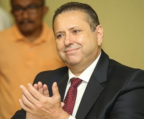 Domingos Filho participa de debate promovido pela AJE