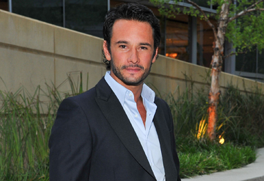 Rodrigo Santoro exibe o filme Heleno, em Los Angeles
