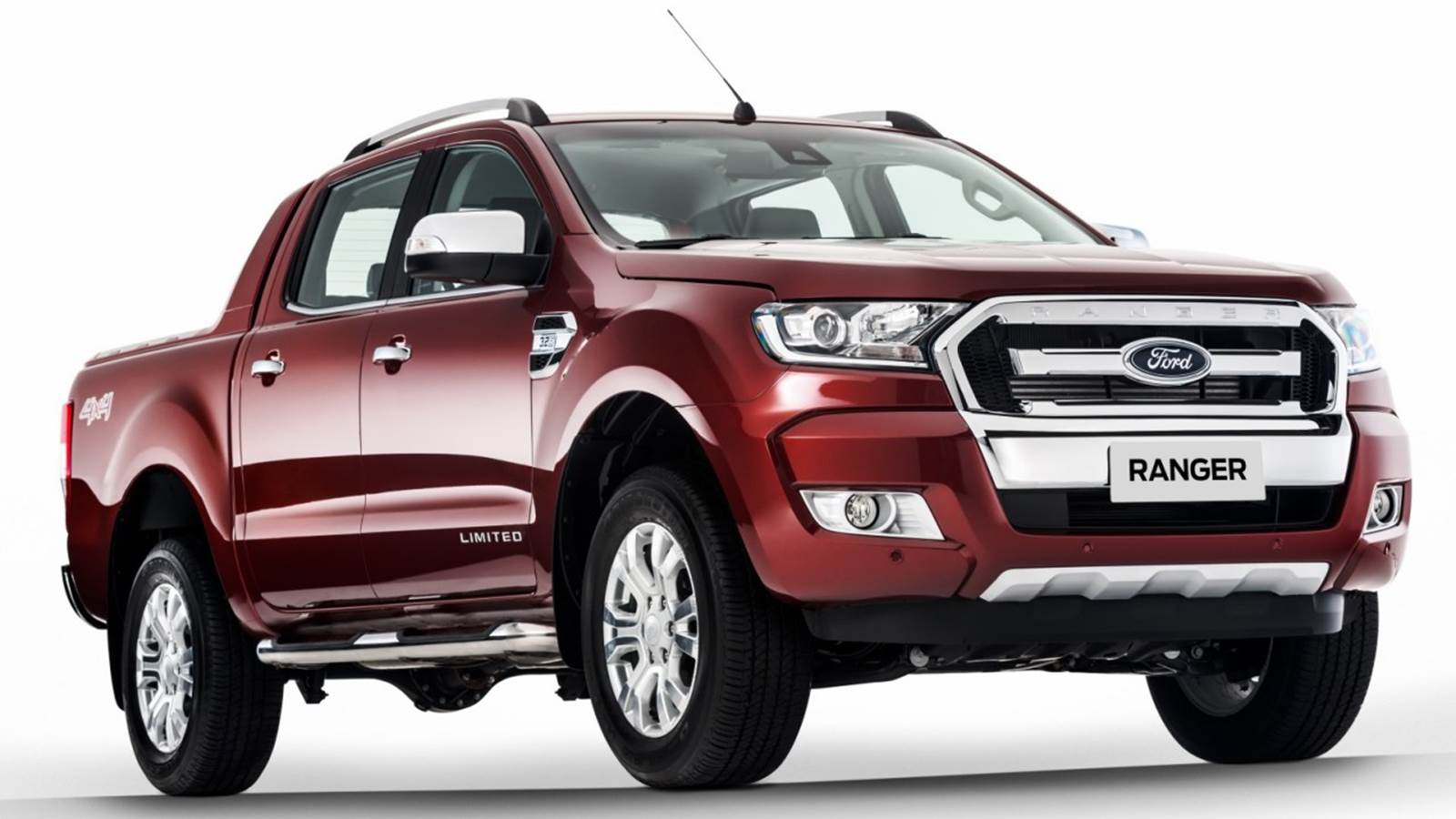 Nova Ford Ranger aterrissa na Starfor