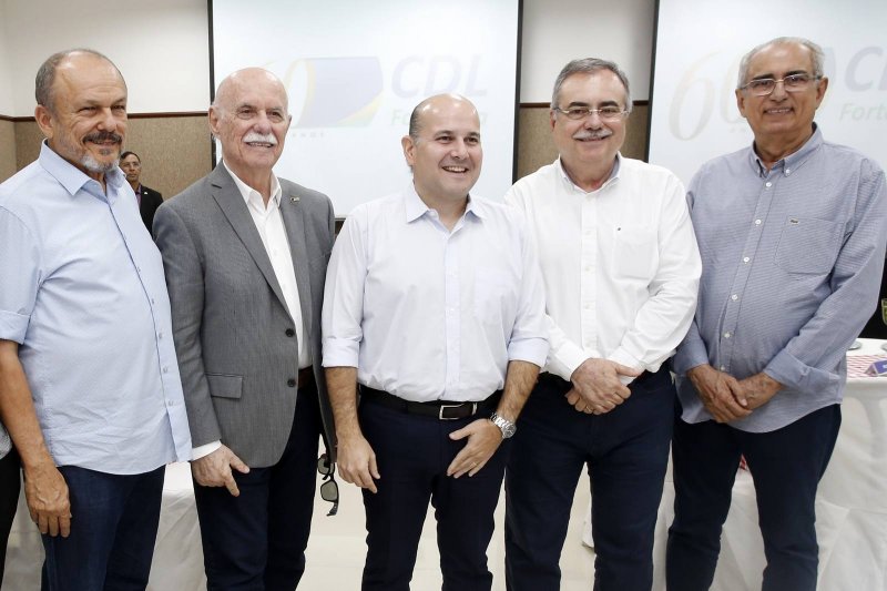 Roberto Cláudio detalha pacote de investimentos durante almoço na CDL de Fortaleza