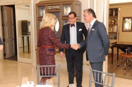 Gemólogo da Tiffany desembarca no Brasil