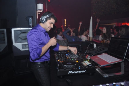 Pele Arena realiza o The Lounge