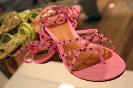 Meia Sola: SALE! Liquidação! OFF!